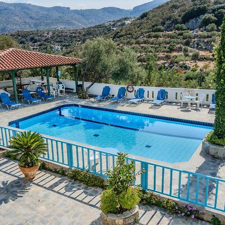 Athina Villas Истро Экстерьер фото