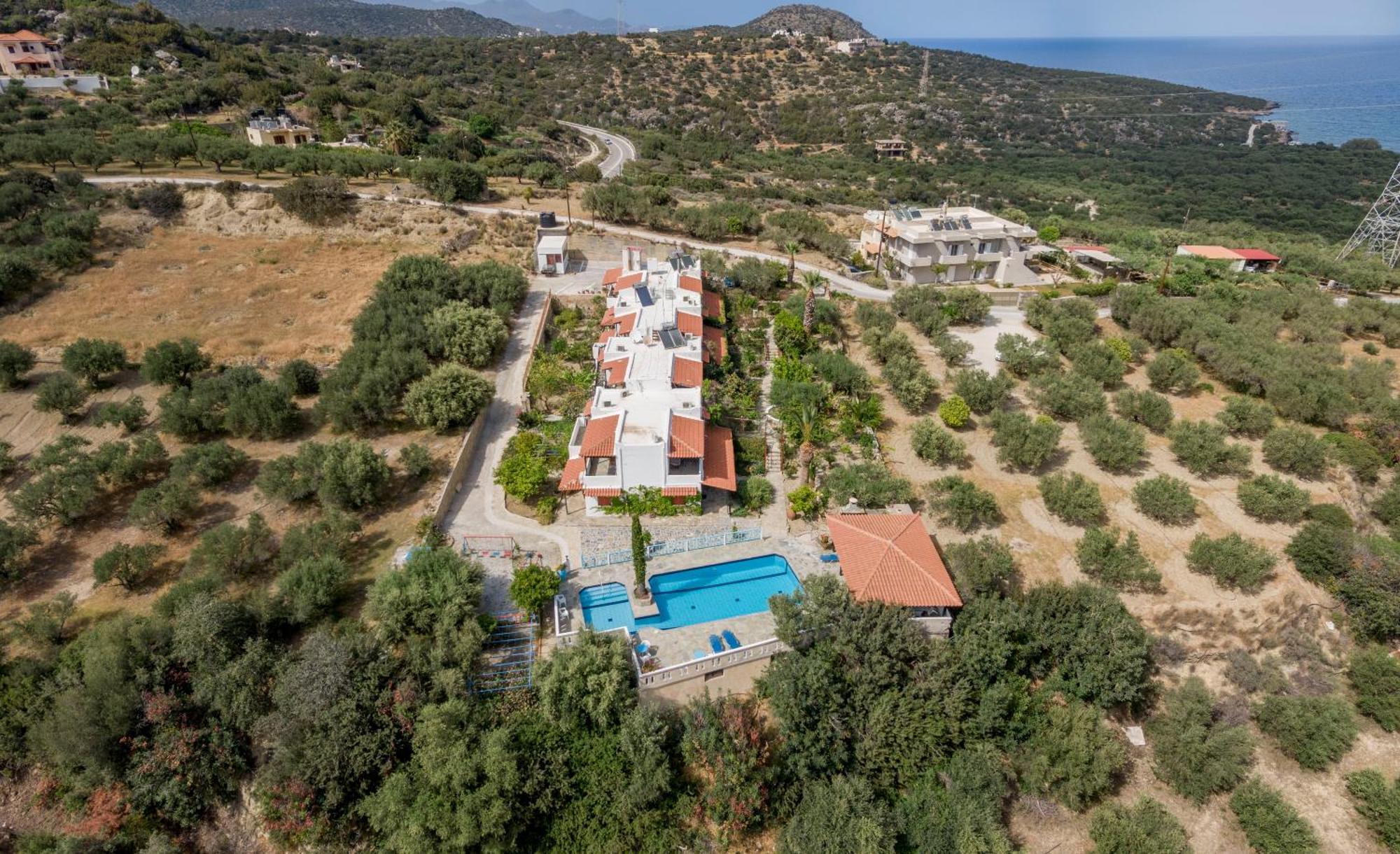 Athina Villas Истро Экстерьер фото